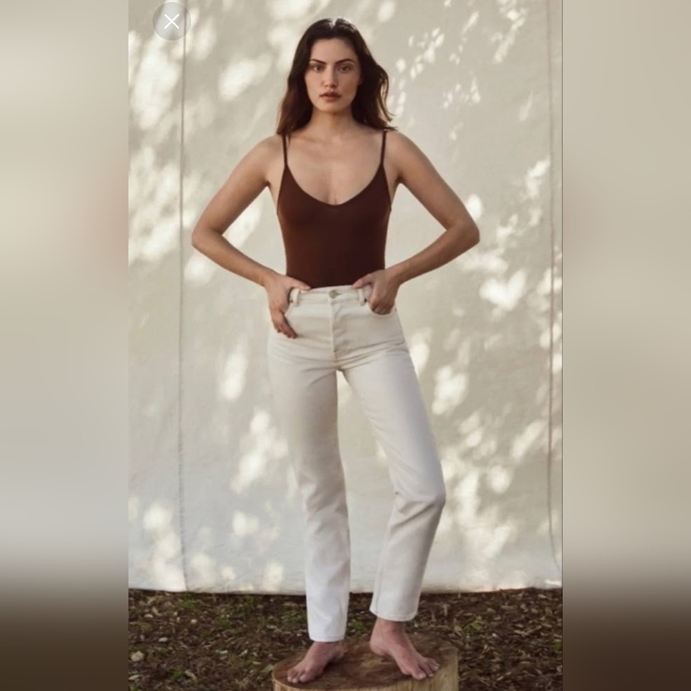 Reformation Cynthia High Rise Jeans In Bone